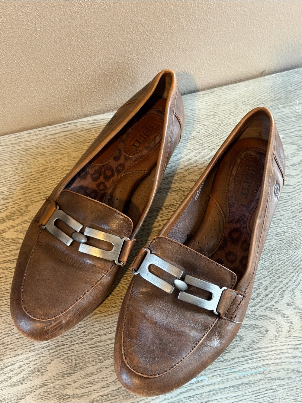 Born Women’s 8 Leather Loafers with Silver Tone Buckle
